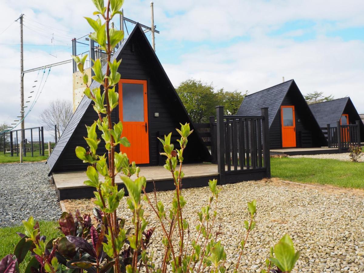 Готель Carrowmena School House & Glamping Лімаваді Екстер'єр фото